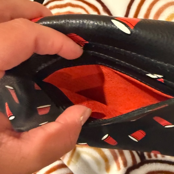 RARE LEATHER HAMMIT PURSE BEER PONG THEME - Picture 7 of 7